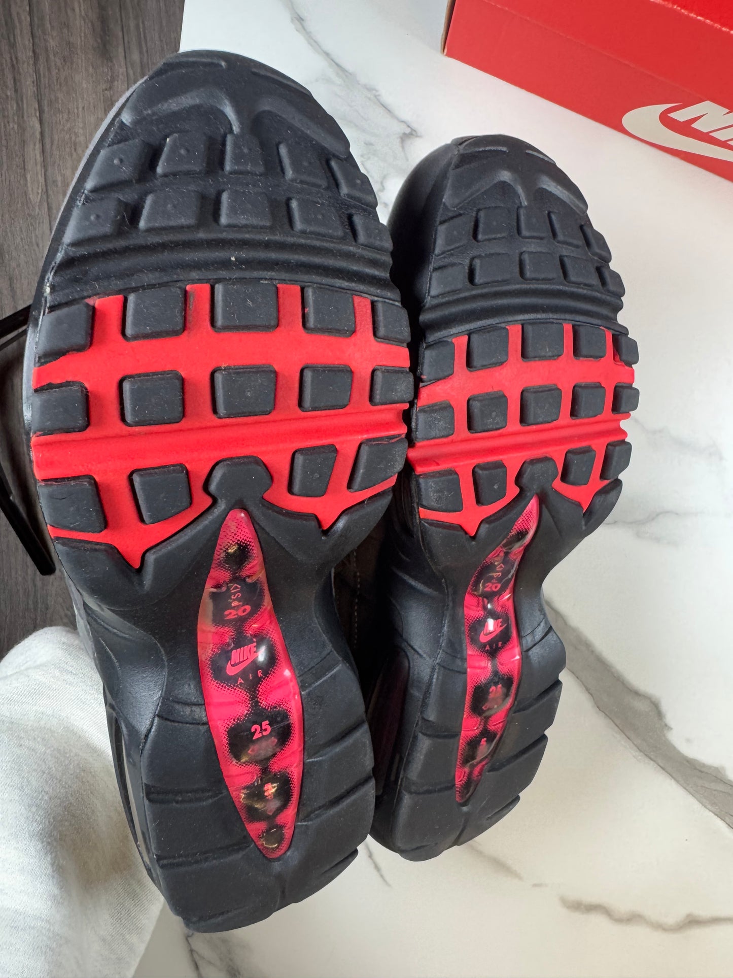 Nike Air max 95 solar red