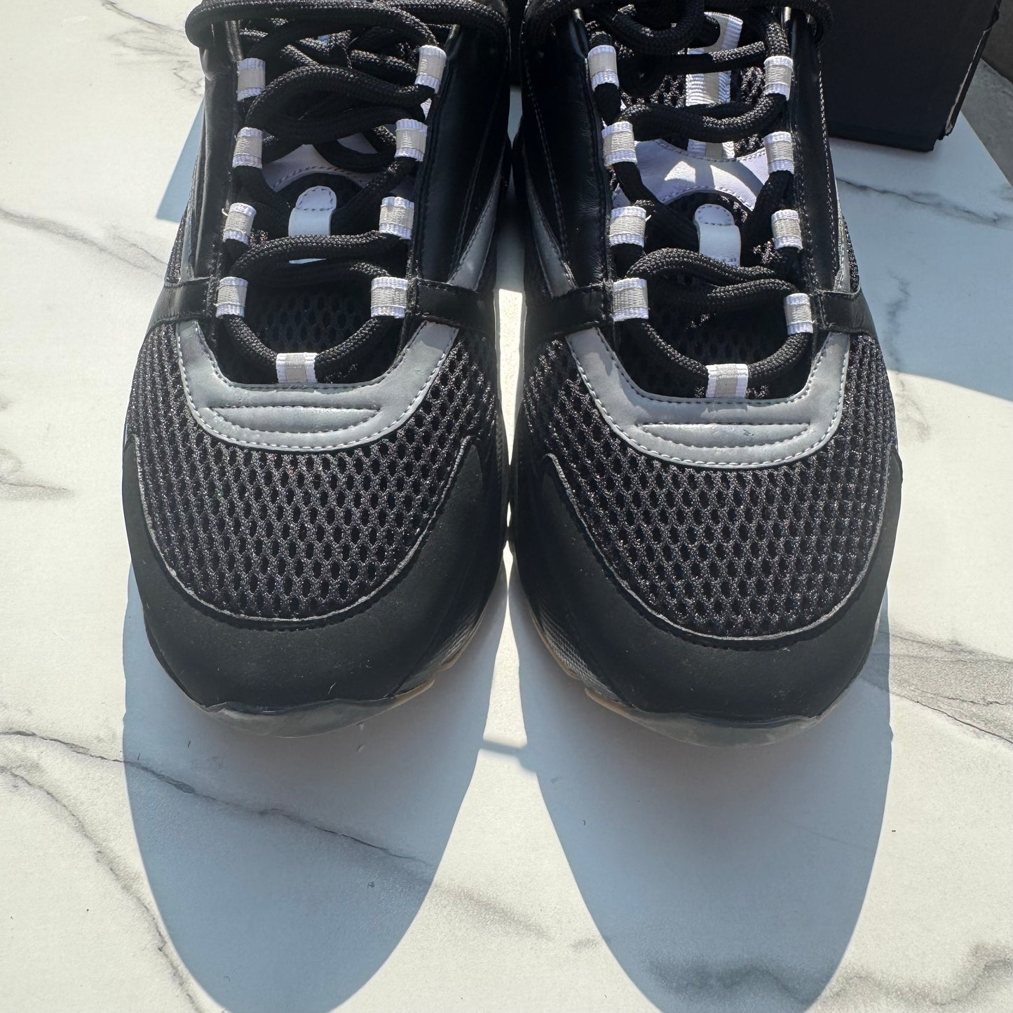 Dior b22 Black/Red/Gum