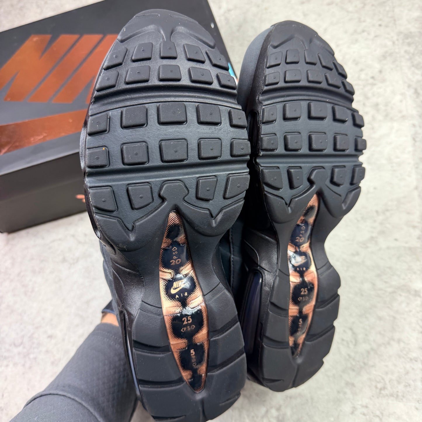 Nike Air Max 95 Syna ( Central Cee )