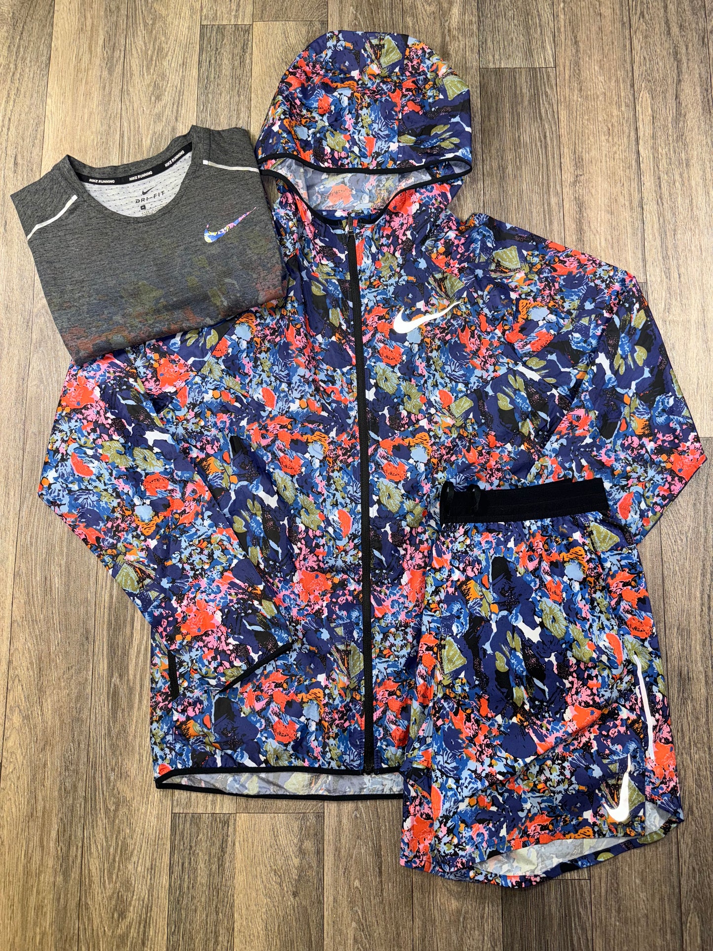 Nike Rare Floral set