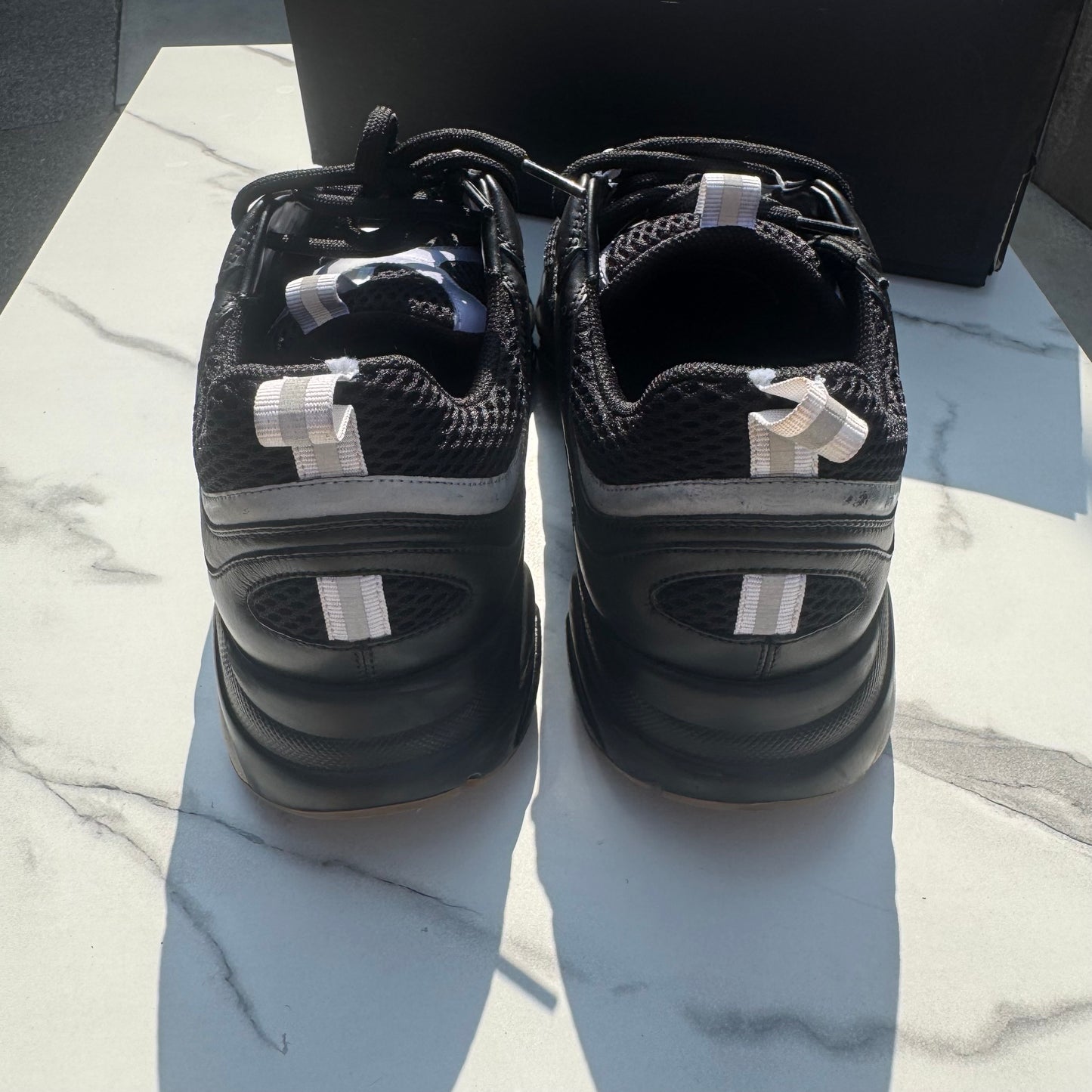 Dior b22 Black/Red/Gum