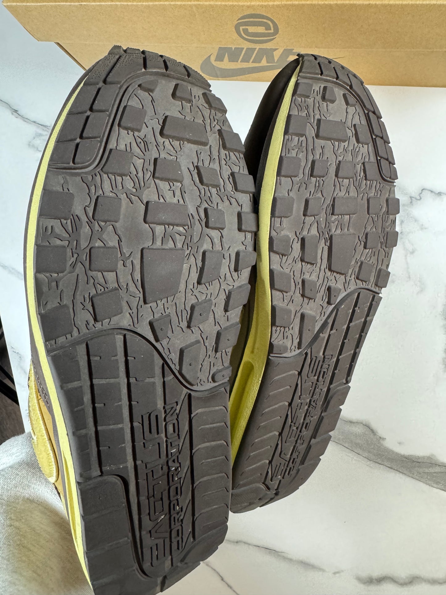 Nike Air max 1 Travis Scott