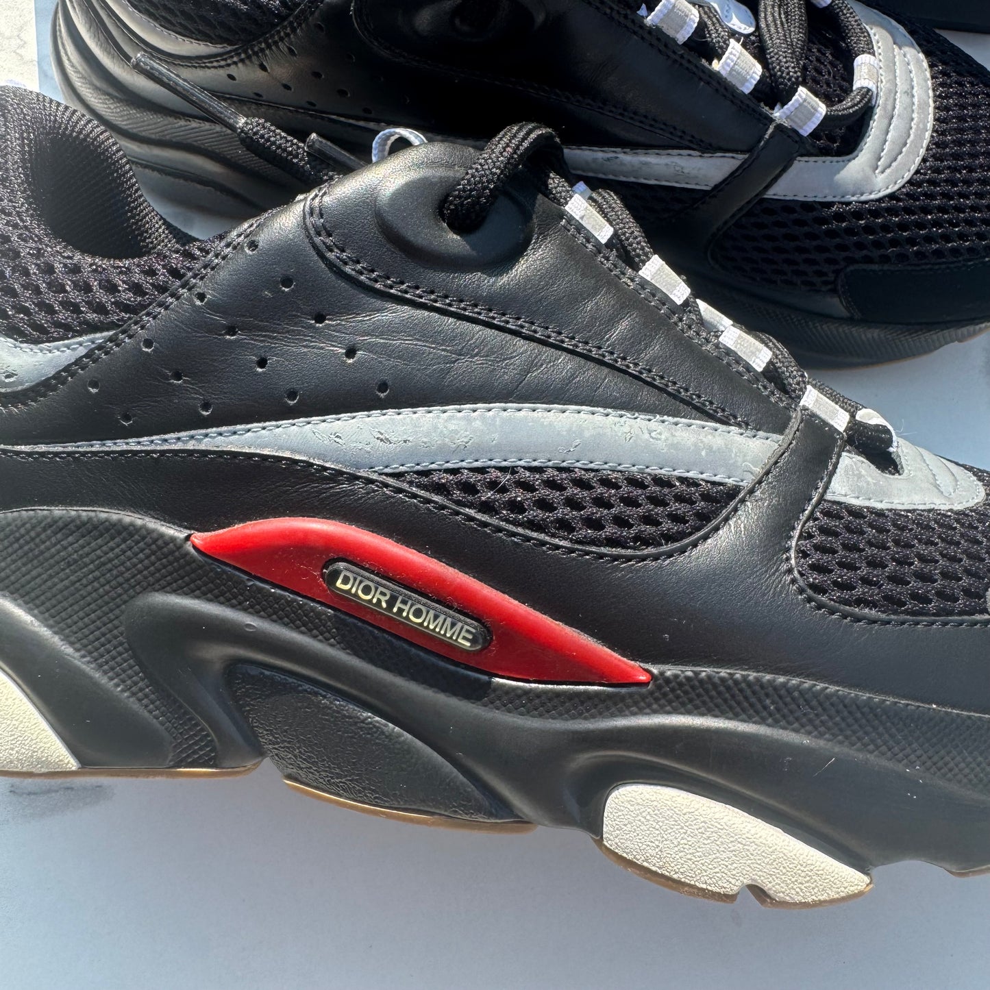 Dior b22 Black/Red/Gum