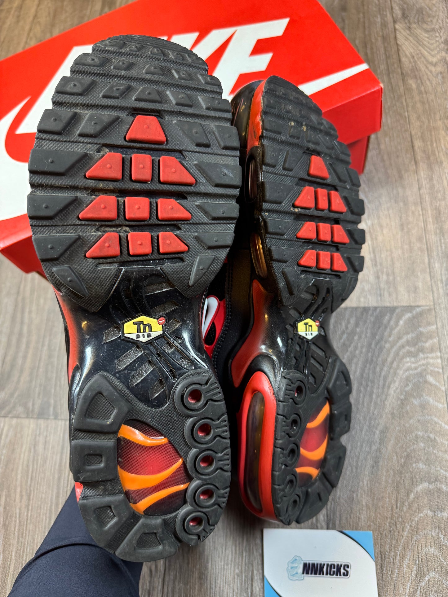 Nike Air max TN red/yellow fade