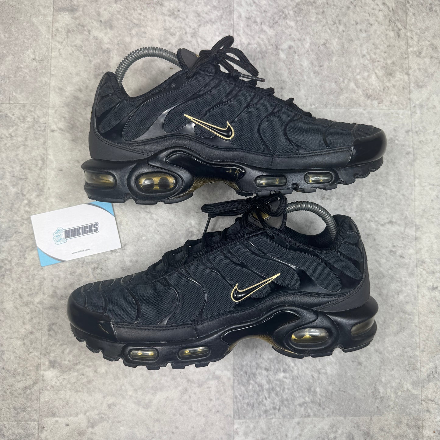 Nike Air Max Plus TN Black Metallic Gold