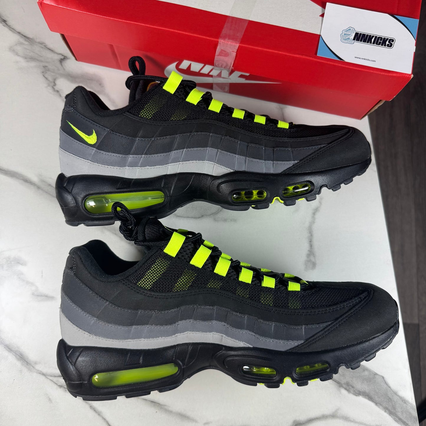 Nike Air Max 95 Reverse Neon