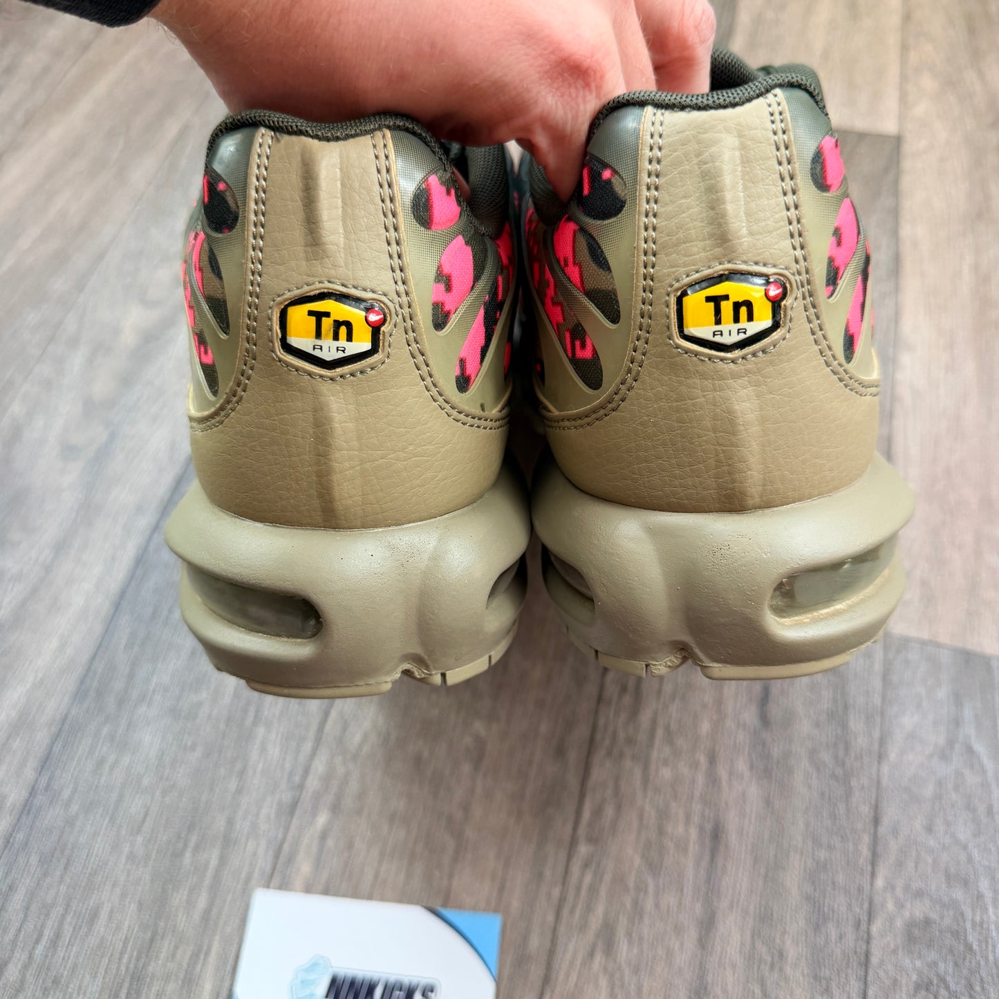 NIKE Air Max Plus TN Neutral Olive Digital Camo