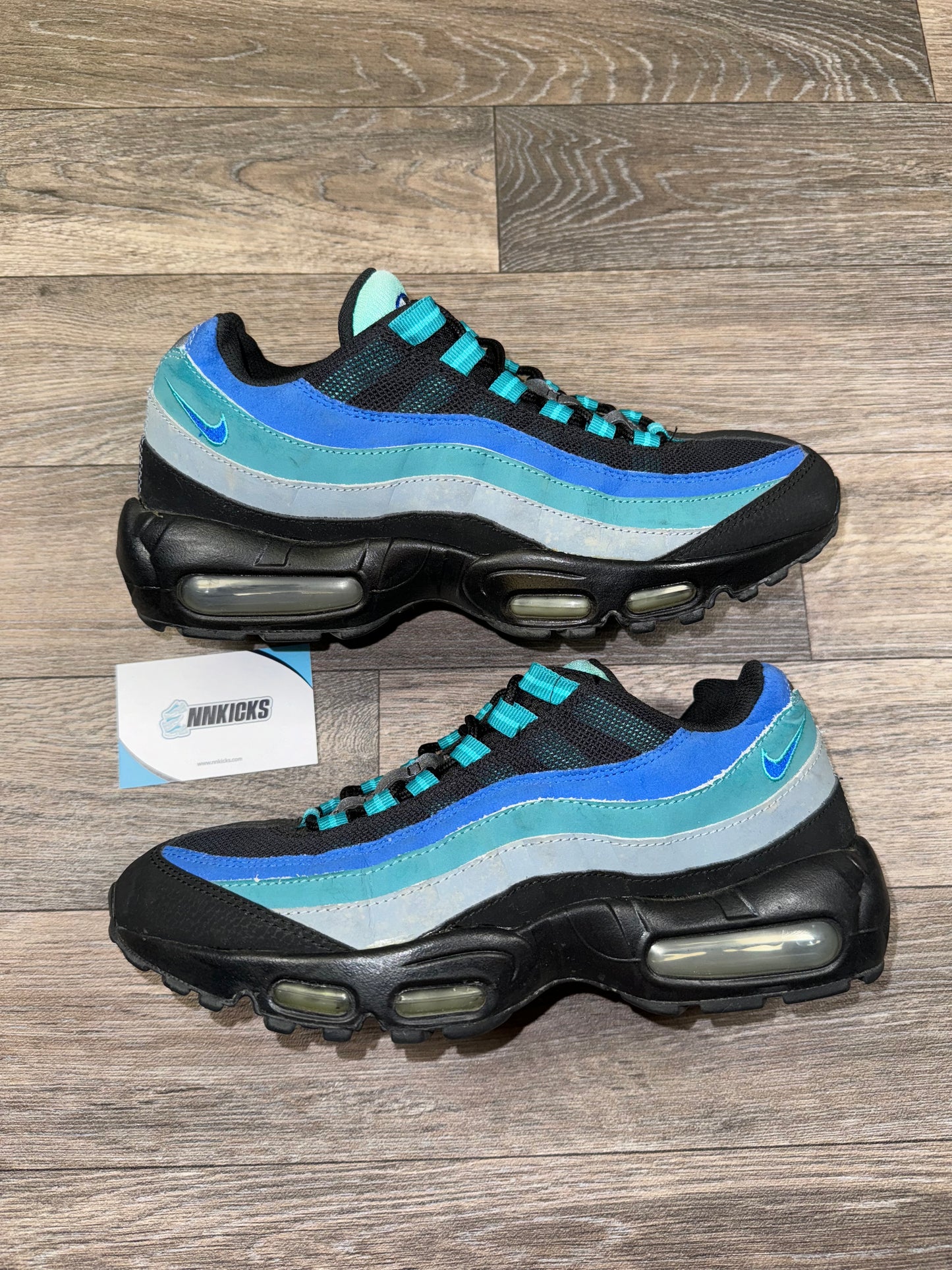 Air max 95 black hyper blue