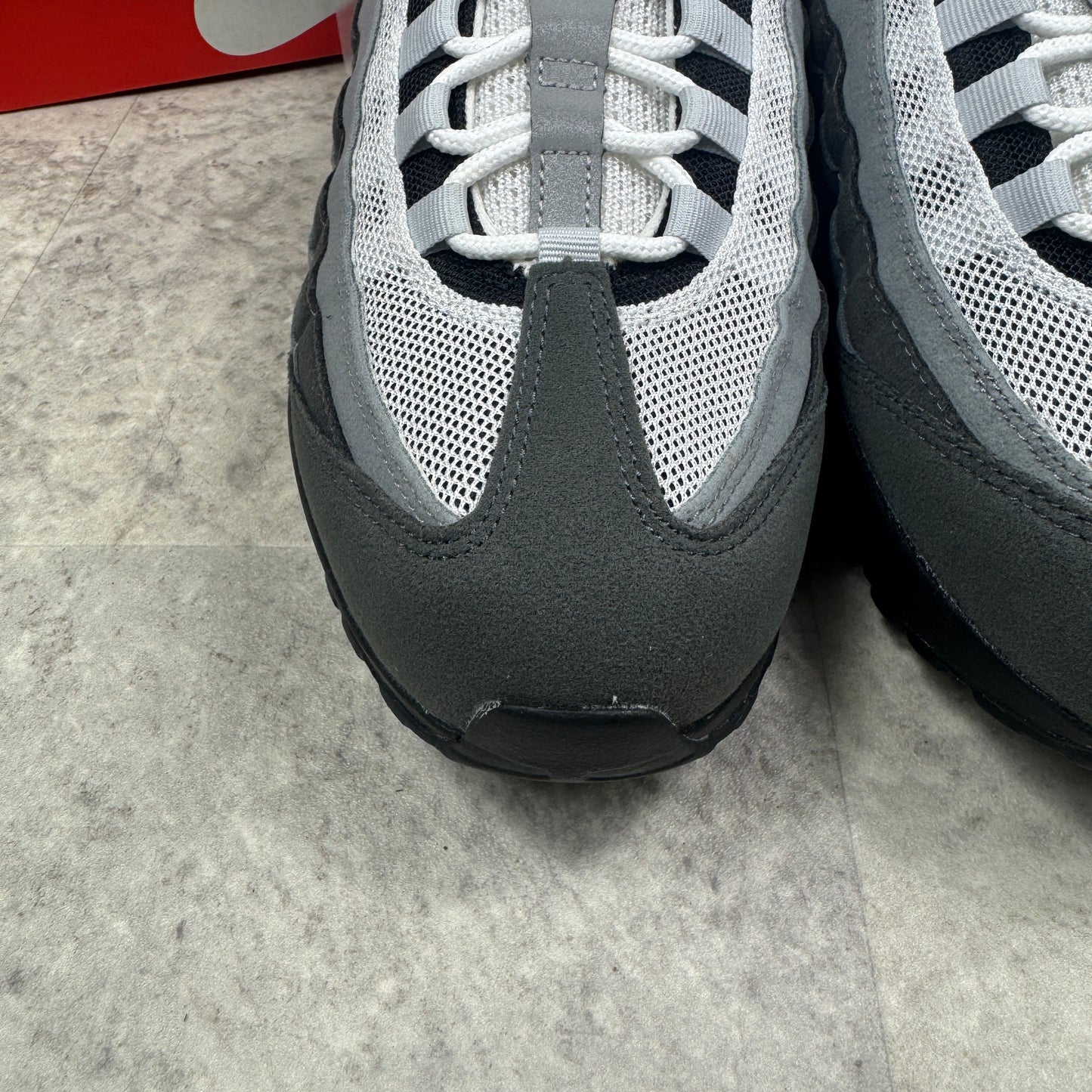 Nike Air Max 95 Grey Jewel