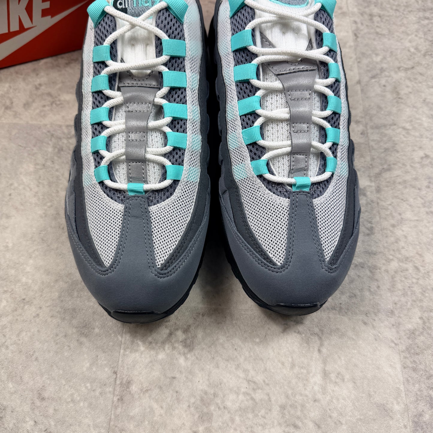 Nike Air Max 95 Hyper Turquoise