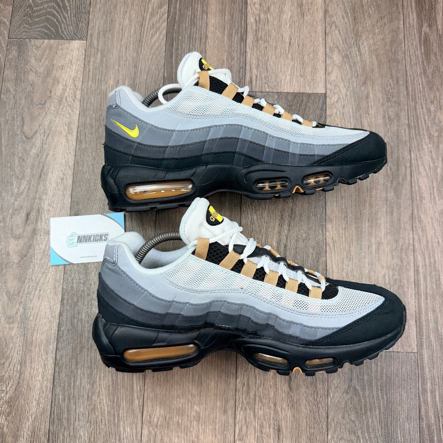 NIKE Air Max 95 Yellow Strike