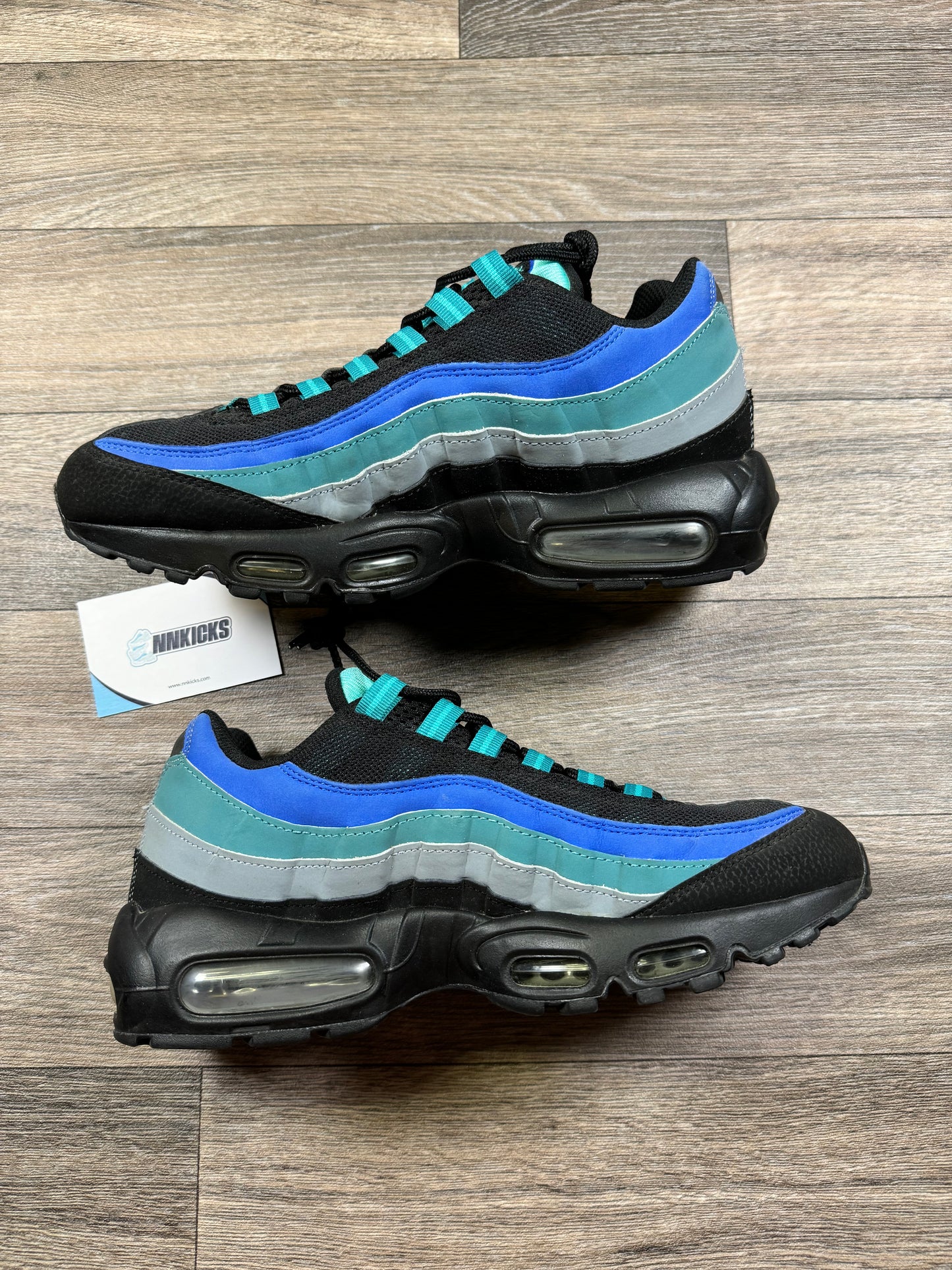 Air max 95 black hyper blue