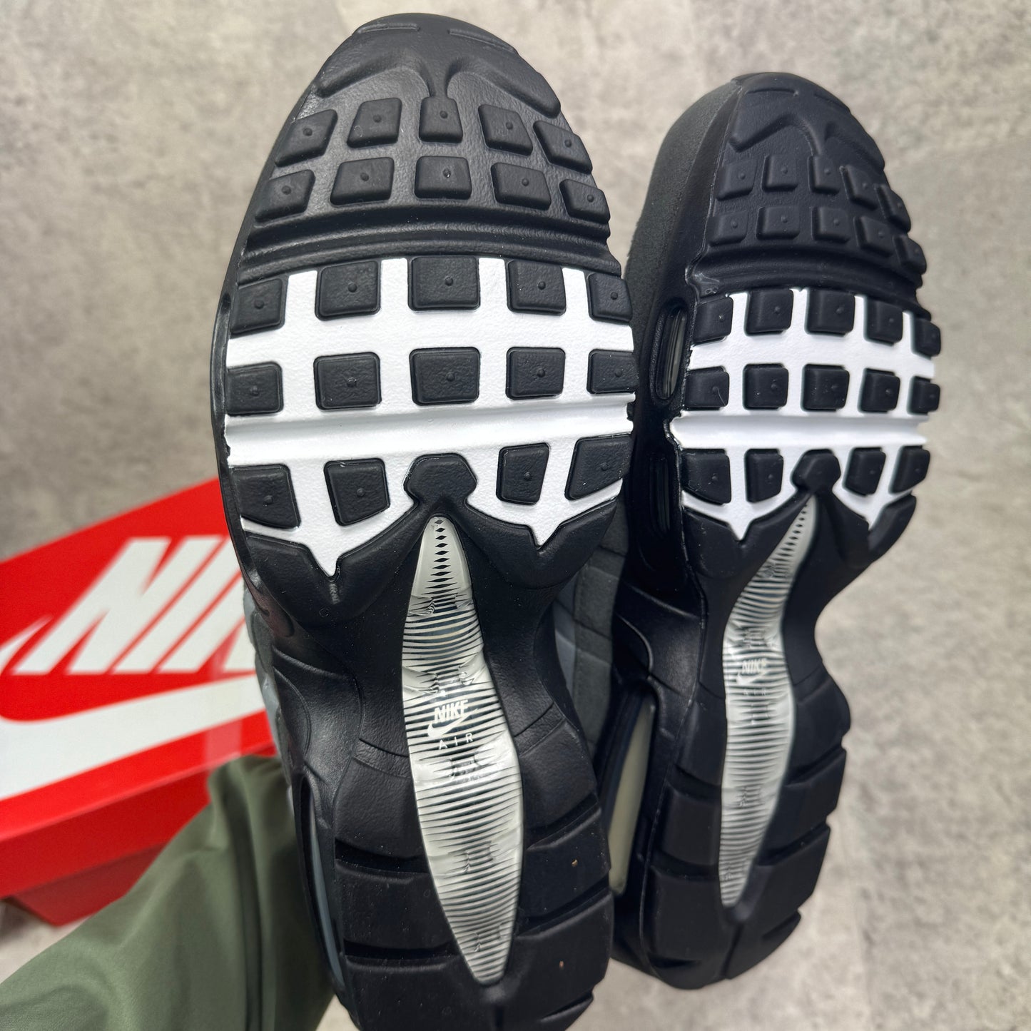 Nike Air Max 95 Grey Jewel