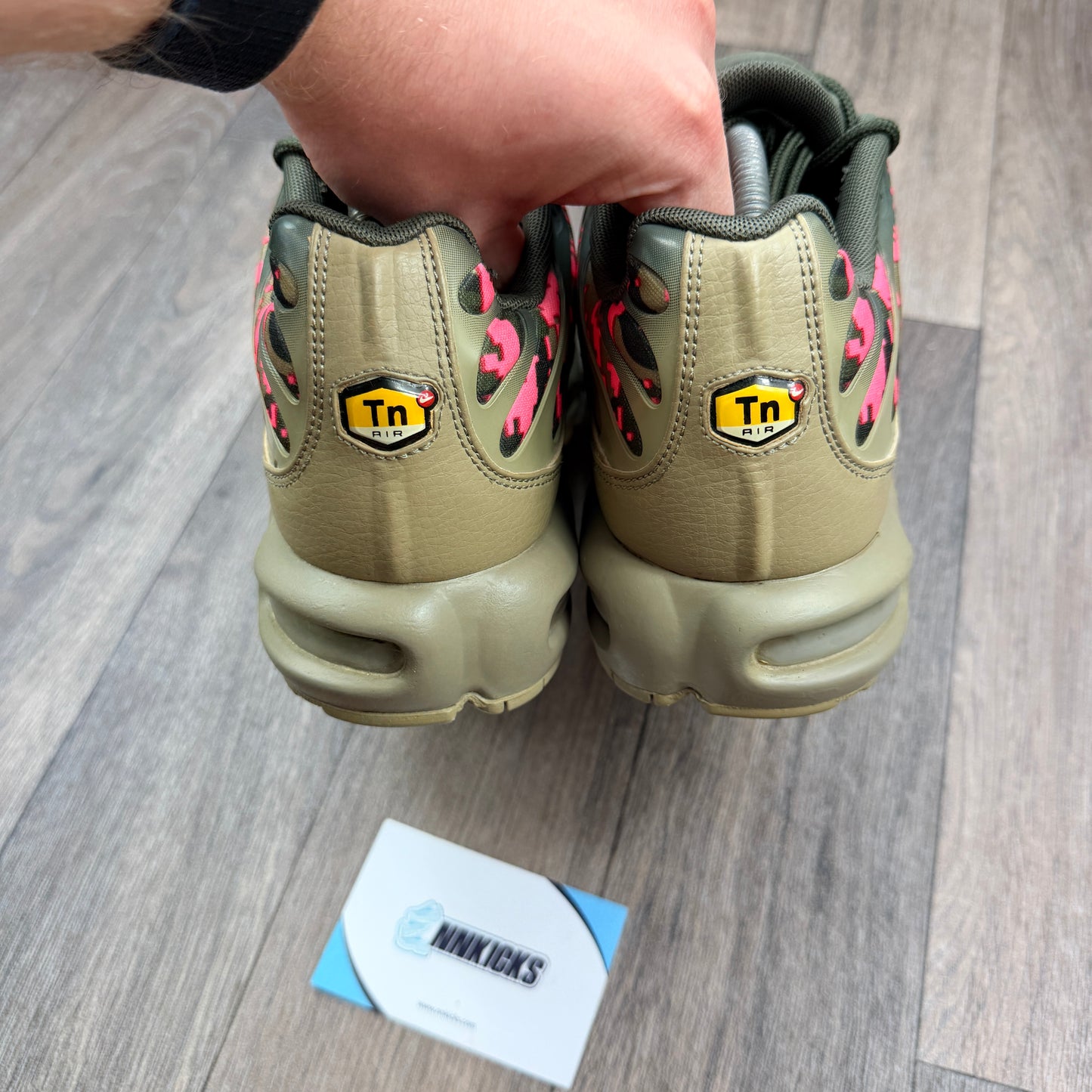 NIKE Air Max Plus TN Neutral Olive Digital Camo