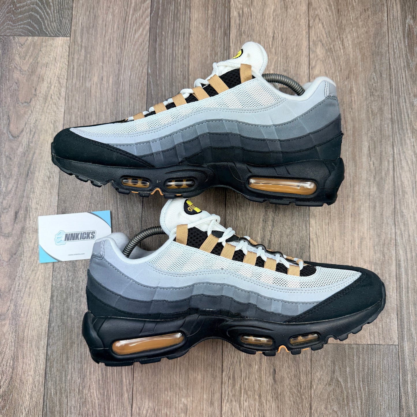 NIKE Air Max 95 Yellow Strike