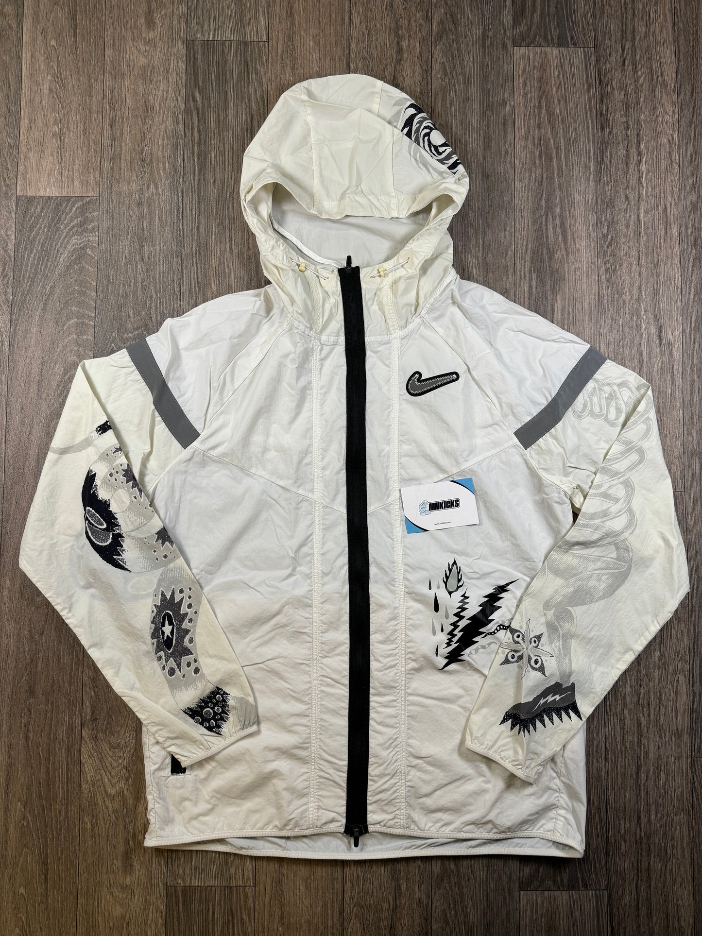 White dragon windbreaker