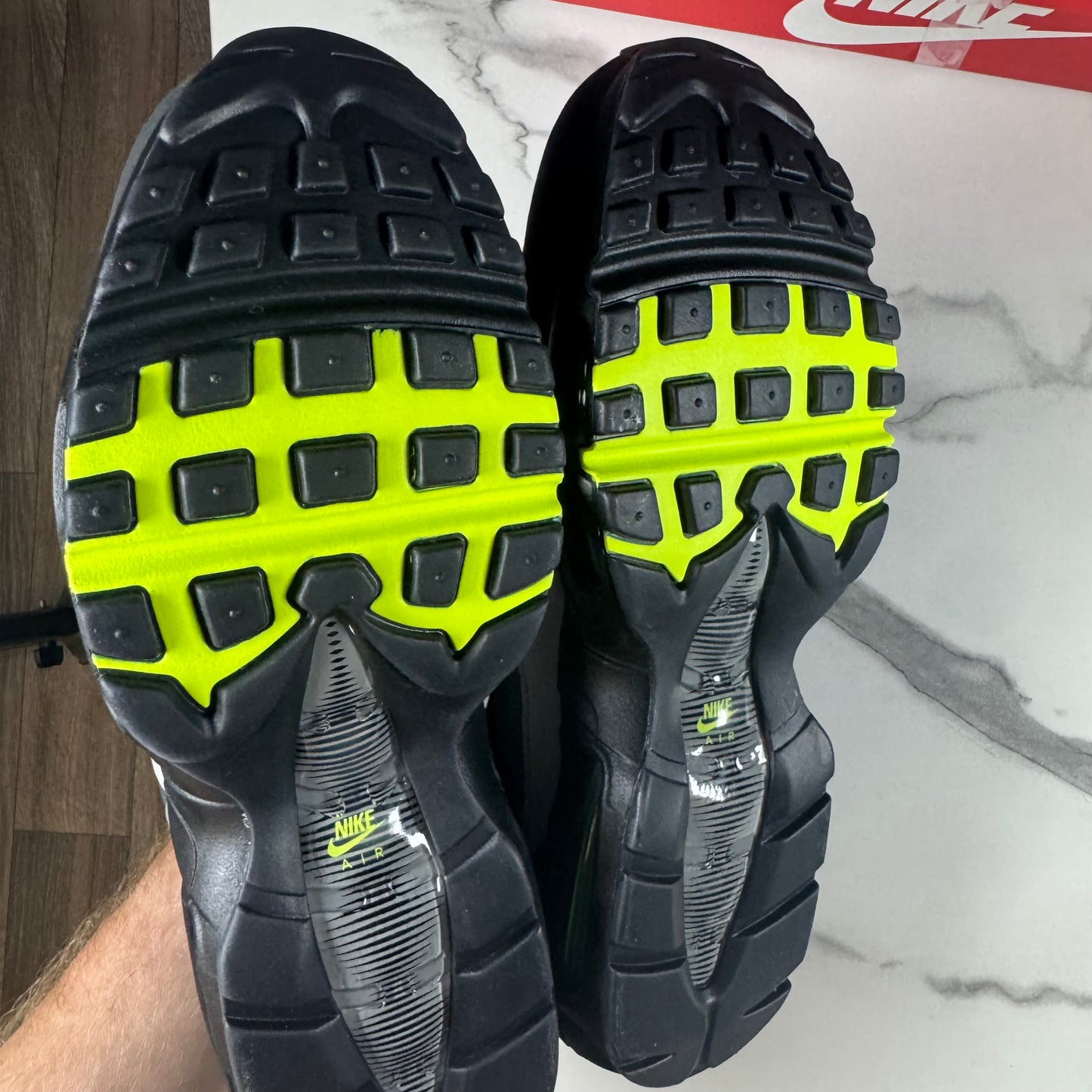 Nike Air Max 95 Reverse Neon