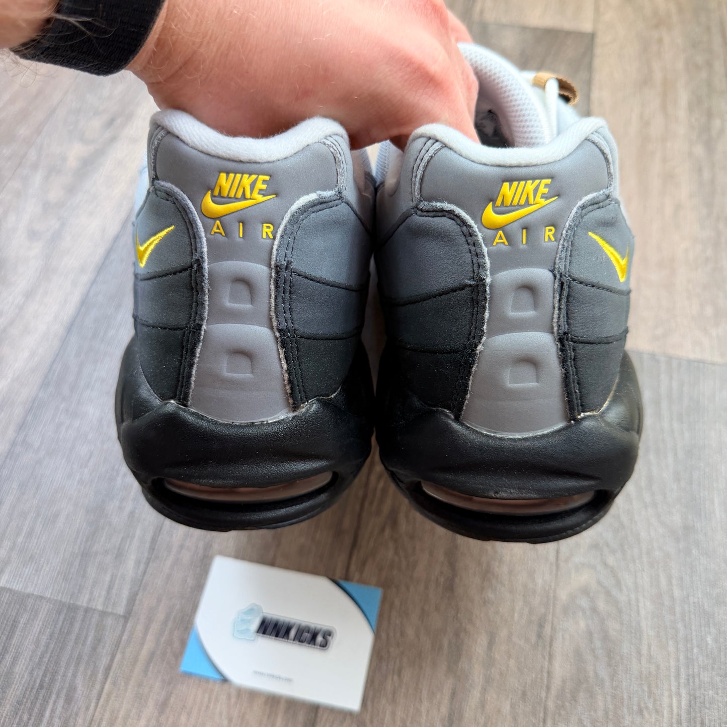 NIKE Air Max 95 Yellow Strike