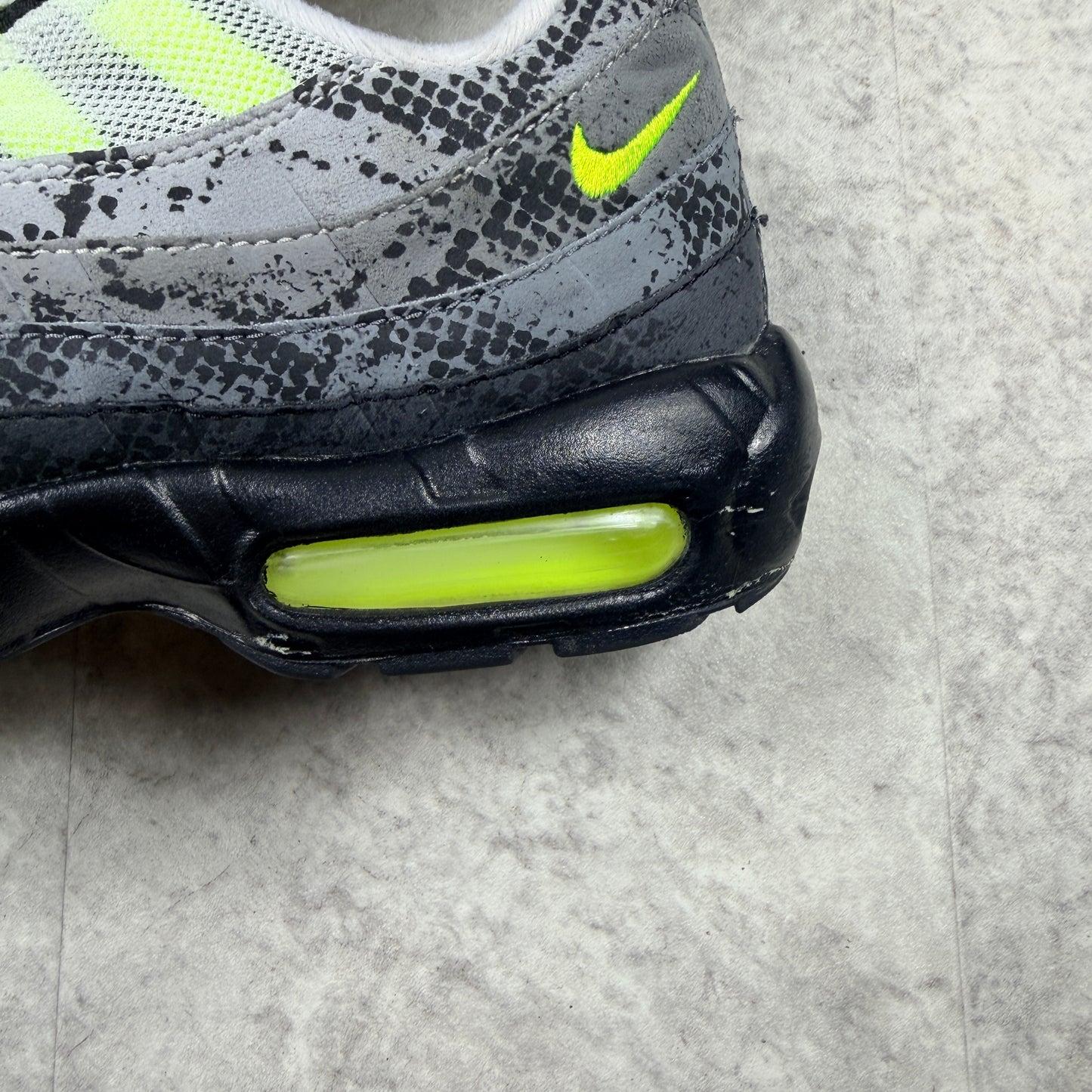 Nike Air Max 95 Snakeskin Neon ID
