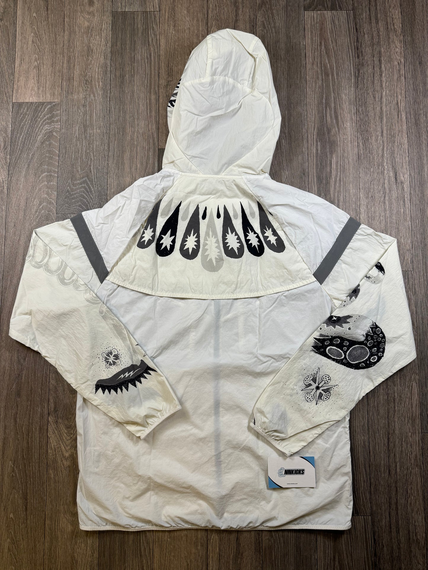 White dragon windbreaker