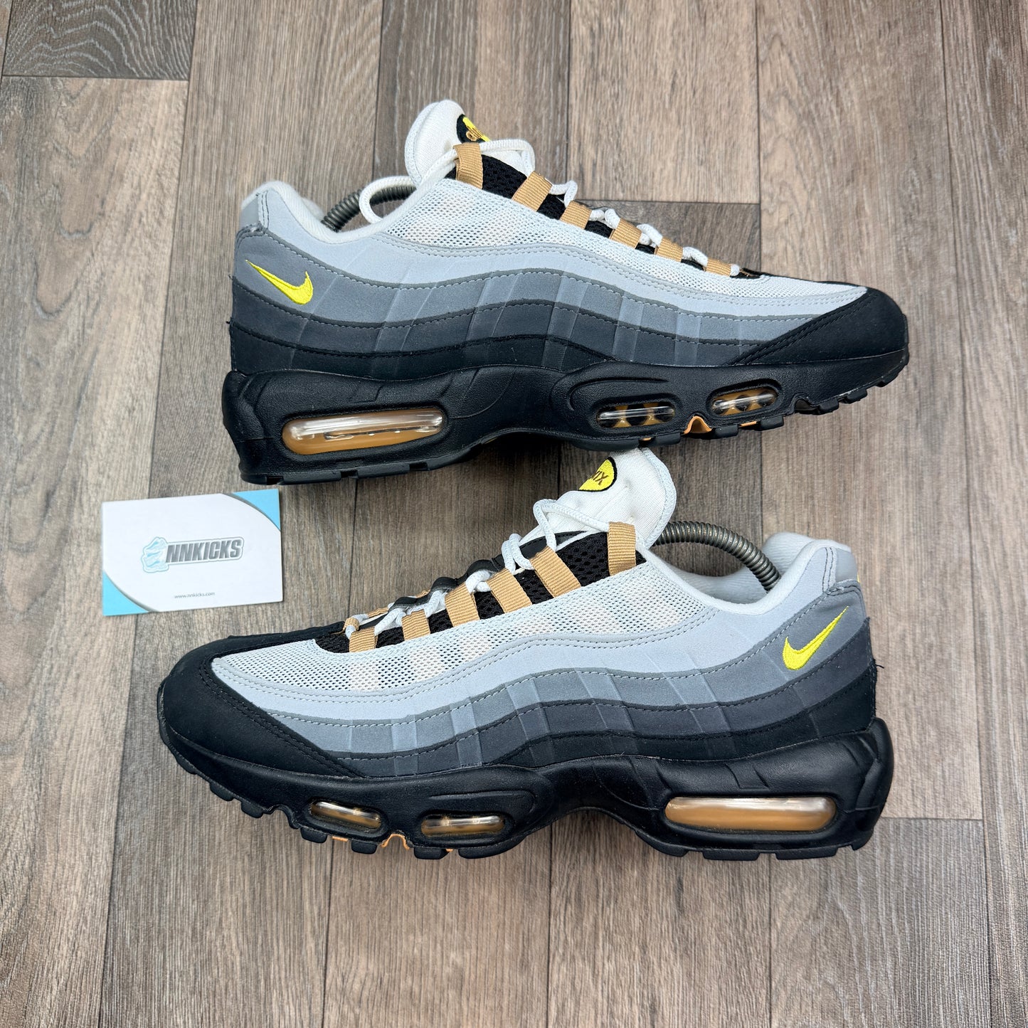 NIKE Air Max 95 Yellow Strike