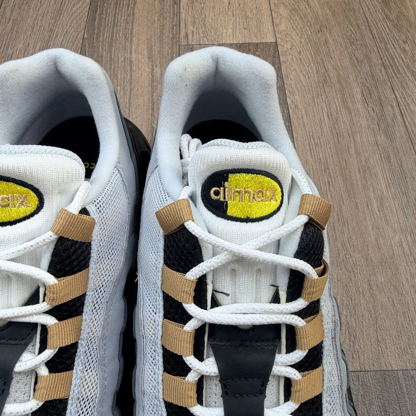 NIKE Air Max 95 Yellow Strike