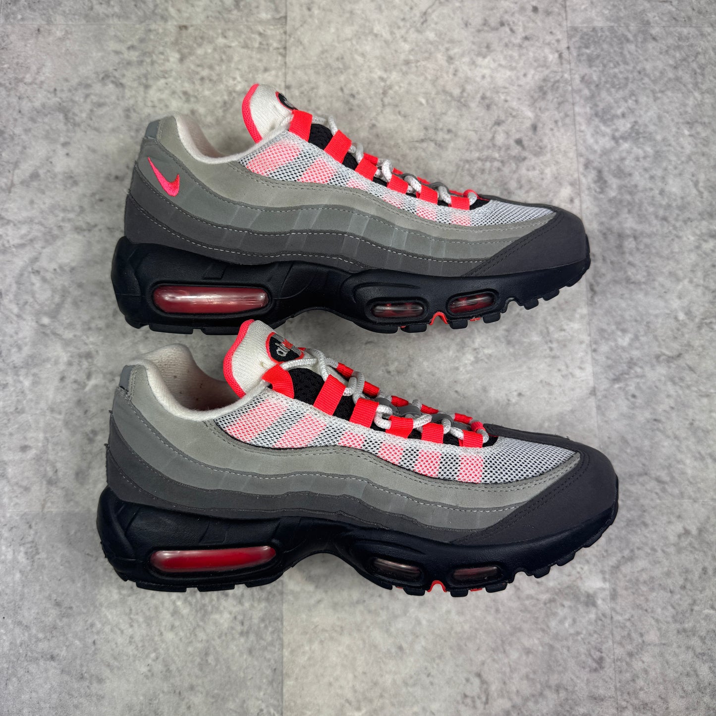 Nike Air Max 95 OG Solar Red