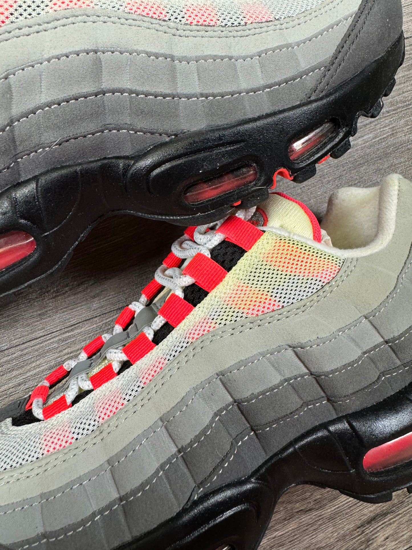 Air max 95 solar red