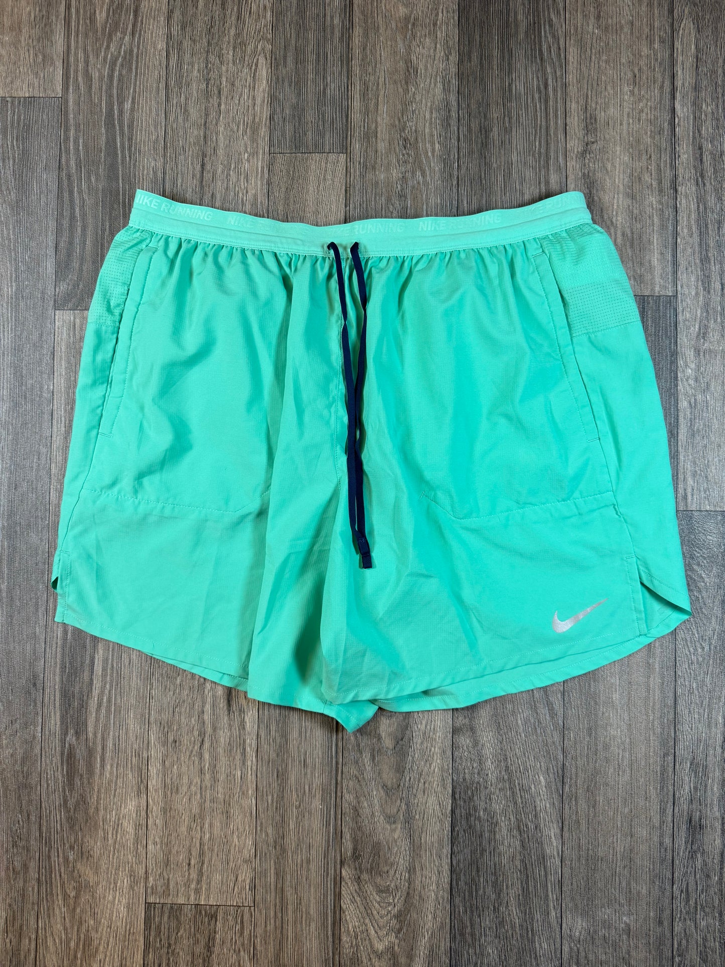 Mint dri fit shorts