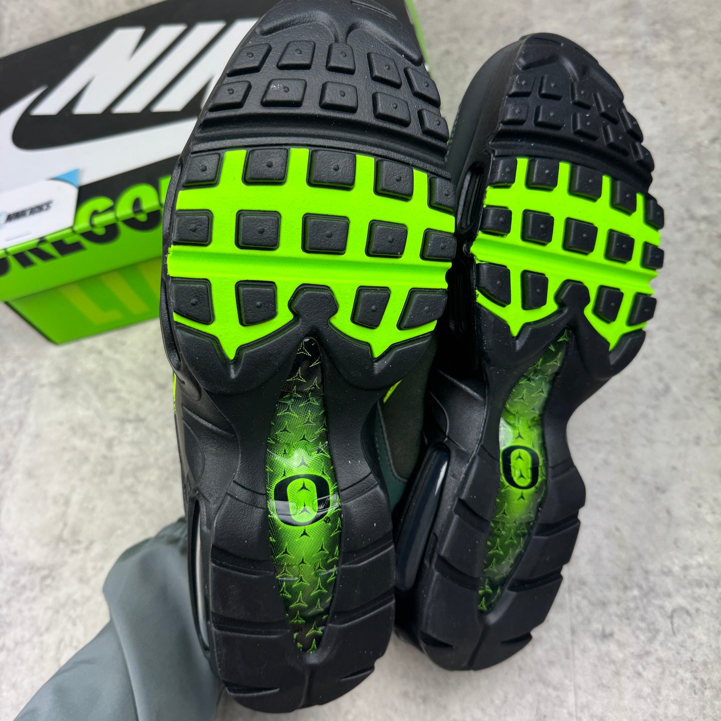Nike Air Max 95/97 Ducks of a Feather Oregon Thunder