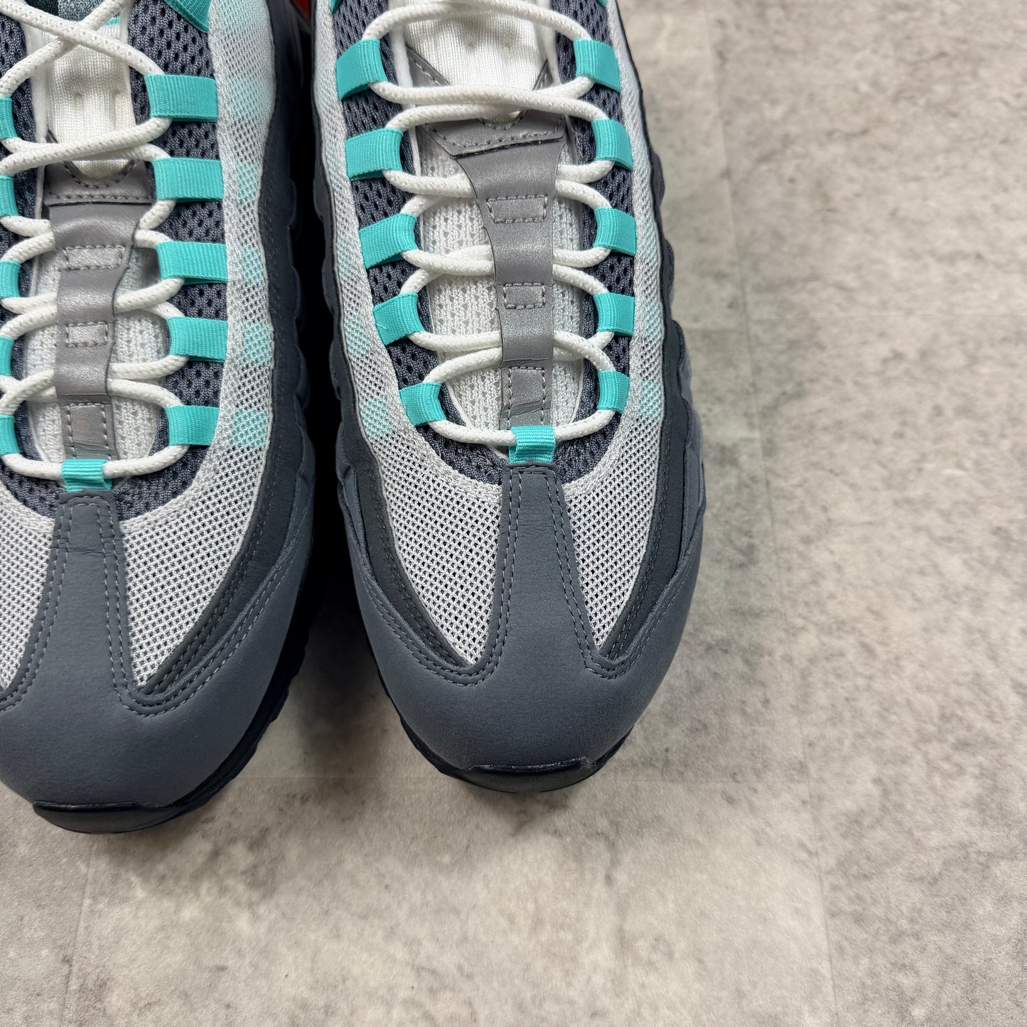 Nike Air Max 95 Hyper Turquoise