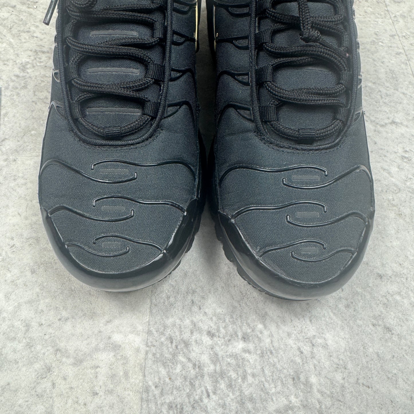 Nike Air Max Plus TN Black Metallic Gold