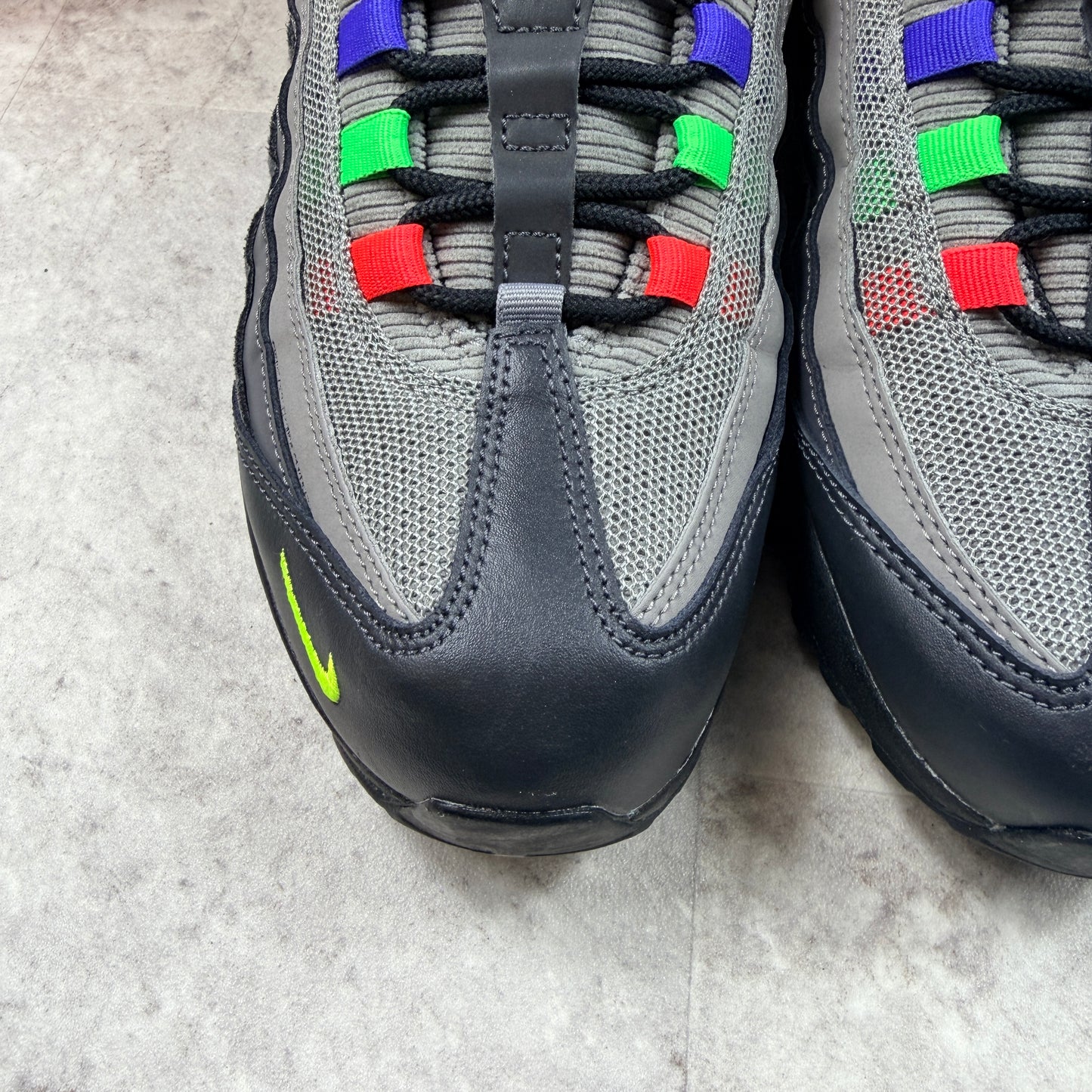 Nike Air Max 95 Evolutions Of Icons ( EOI )