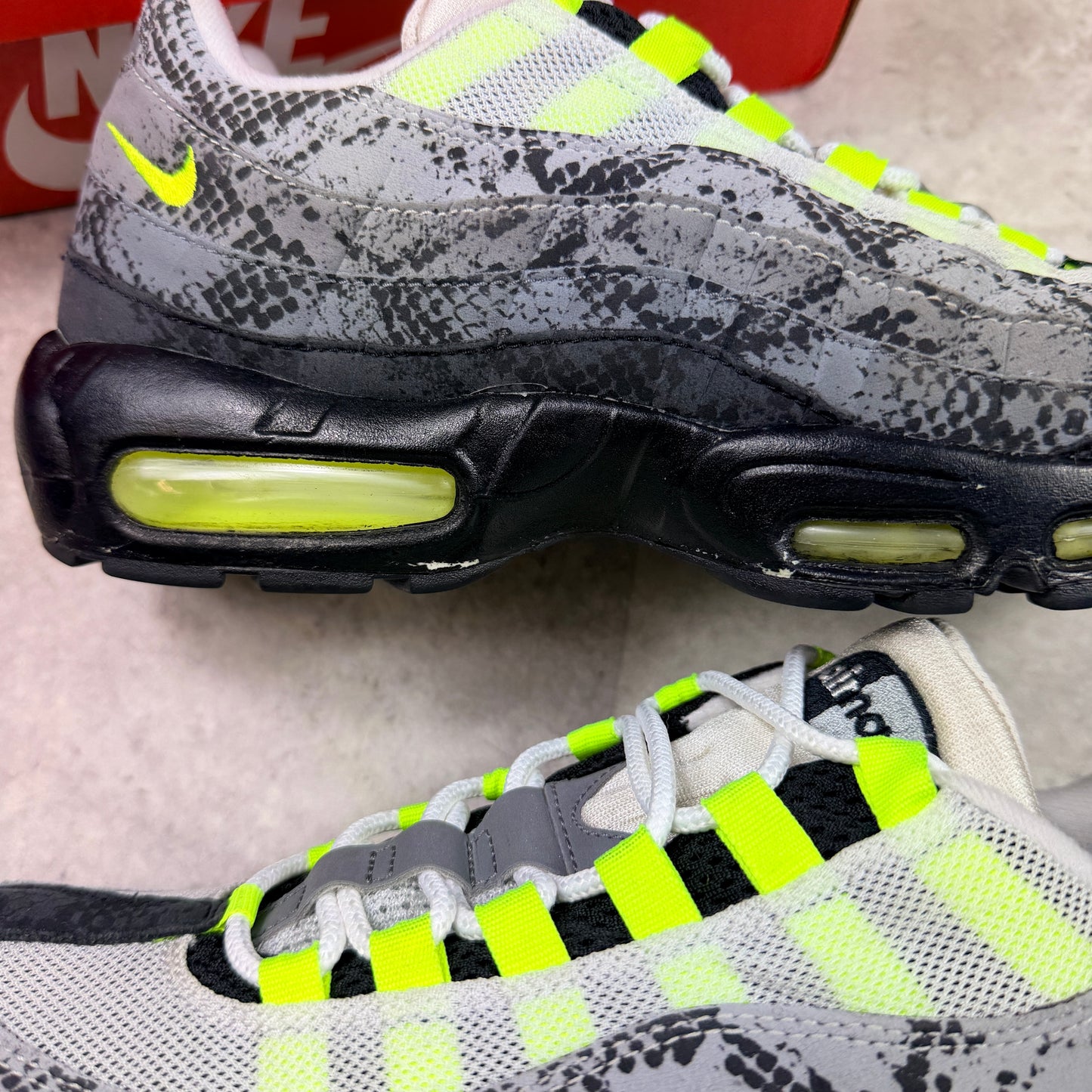 Nike Air Max 95 Snakeskin Neon ID