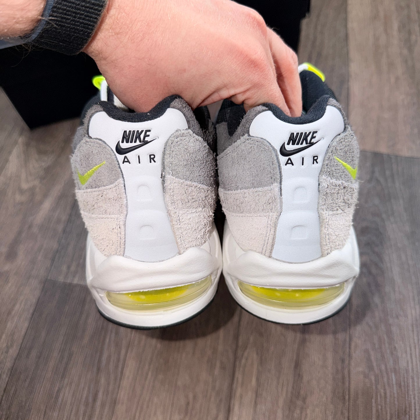 NIKE Air Max 95 Reverse Neon Moma