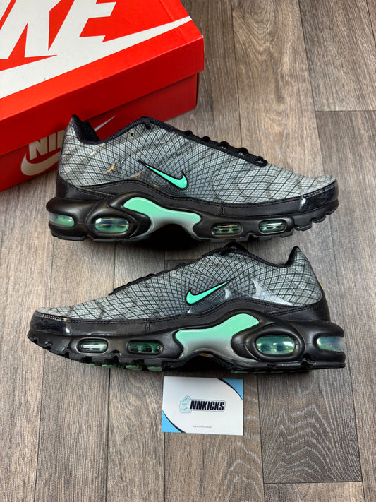 Air max TN Spirograph