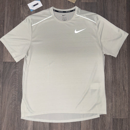 Nike Miler 1.0 Beige