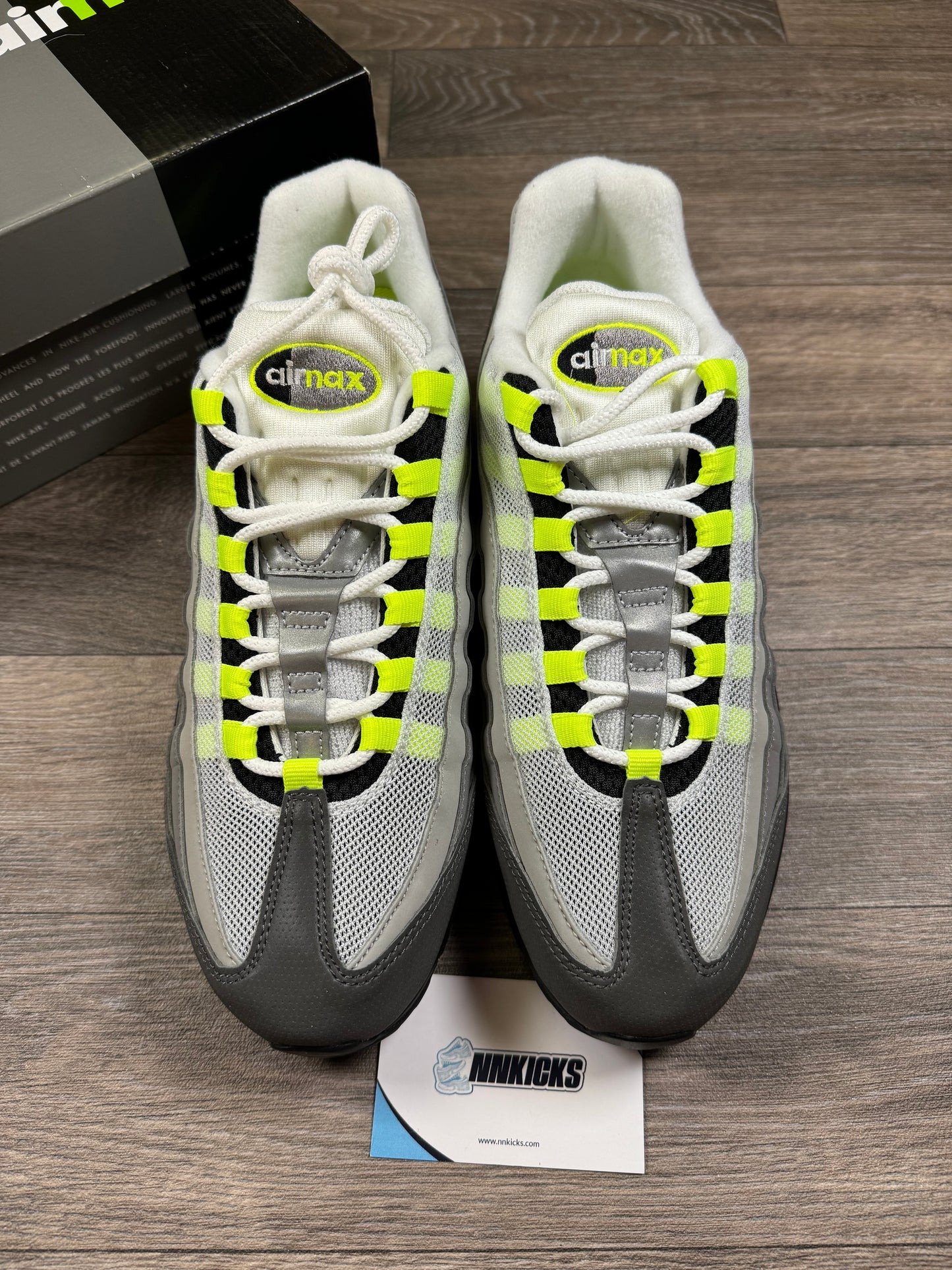 Air max 95 reflective neon