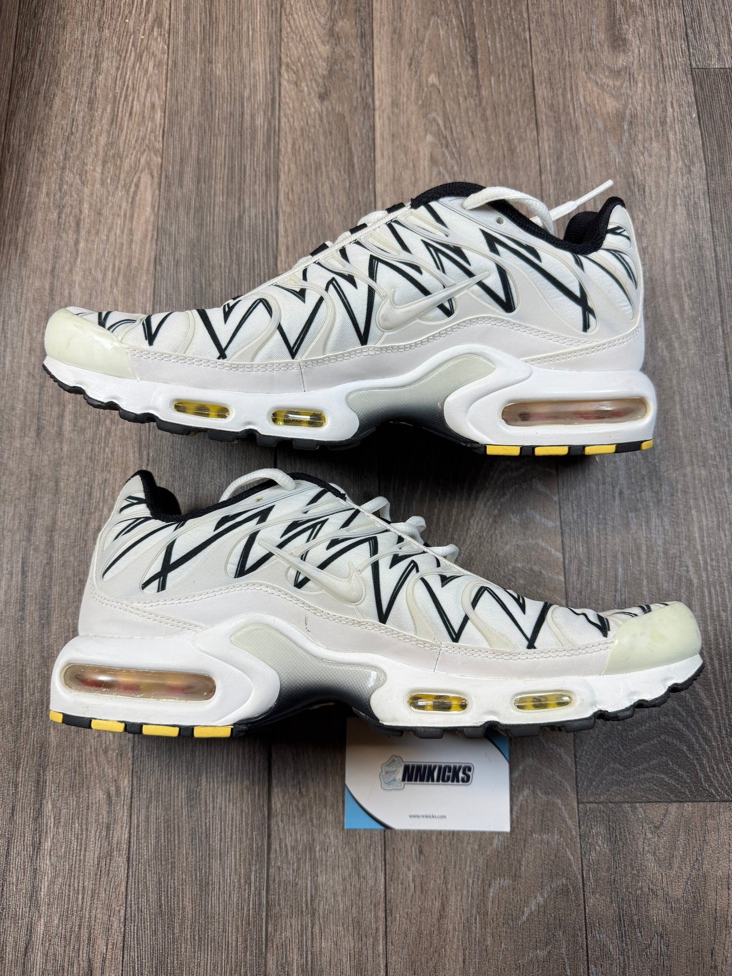 Air max TN White shark