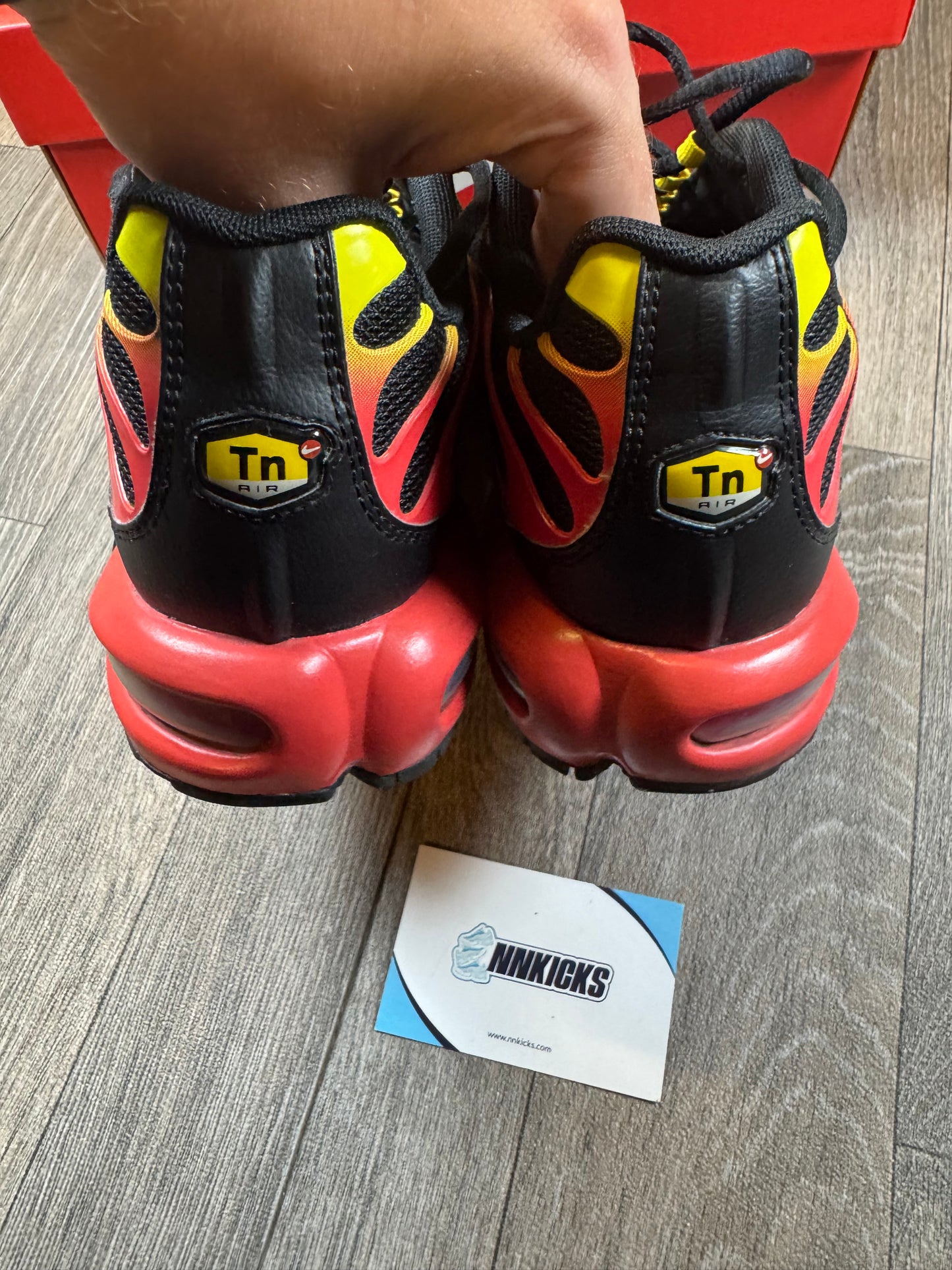 Air max TN red/yellow fade