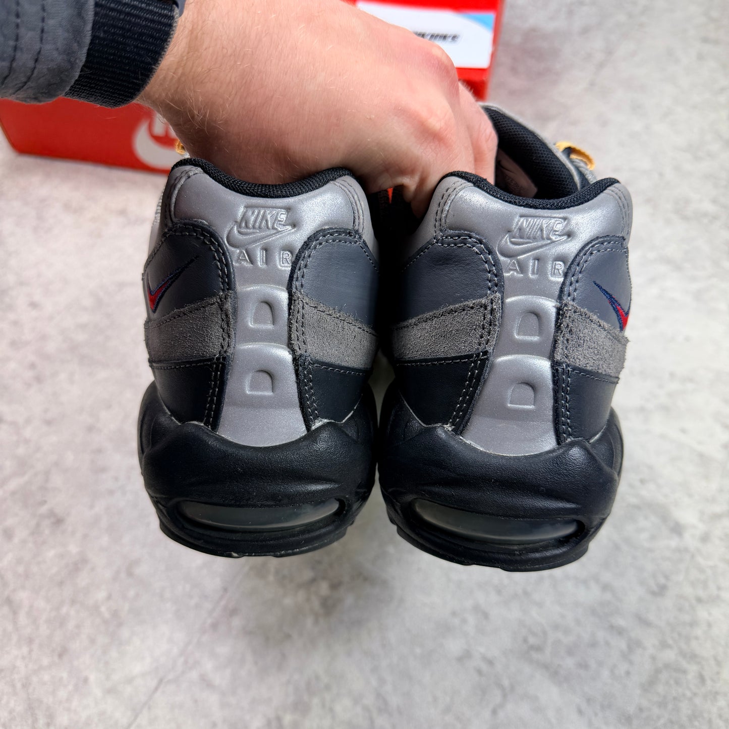 Nike Air Max 95 Evolutions Of Icons ( EOI )