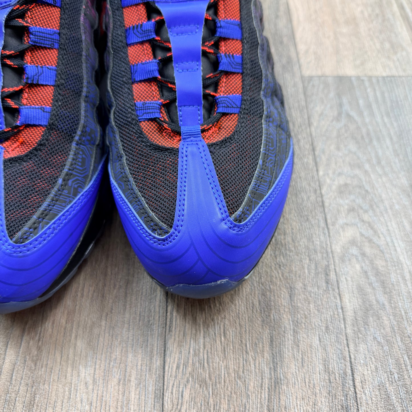 NIKE Air Max 95 Doernbecher