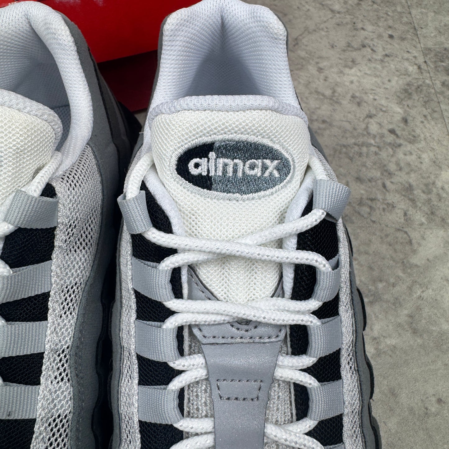 Nike Air Max 95 Grey Jewel