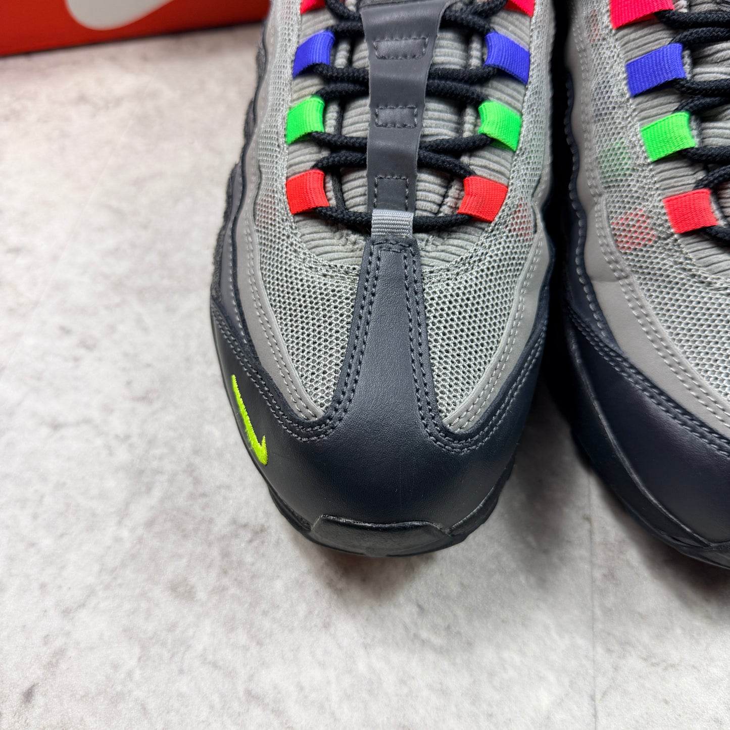 Nike Air Max 95 Evolutions Of Icons ( EOI )