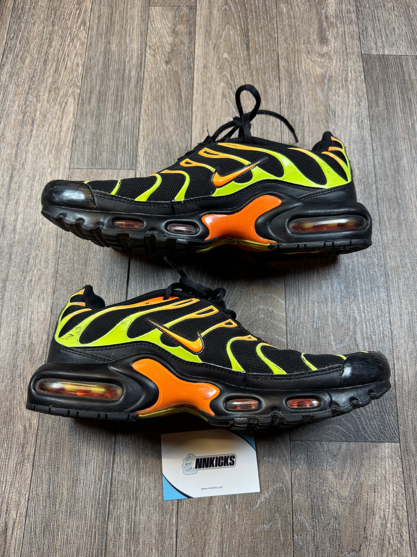 Air max TN Volt