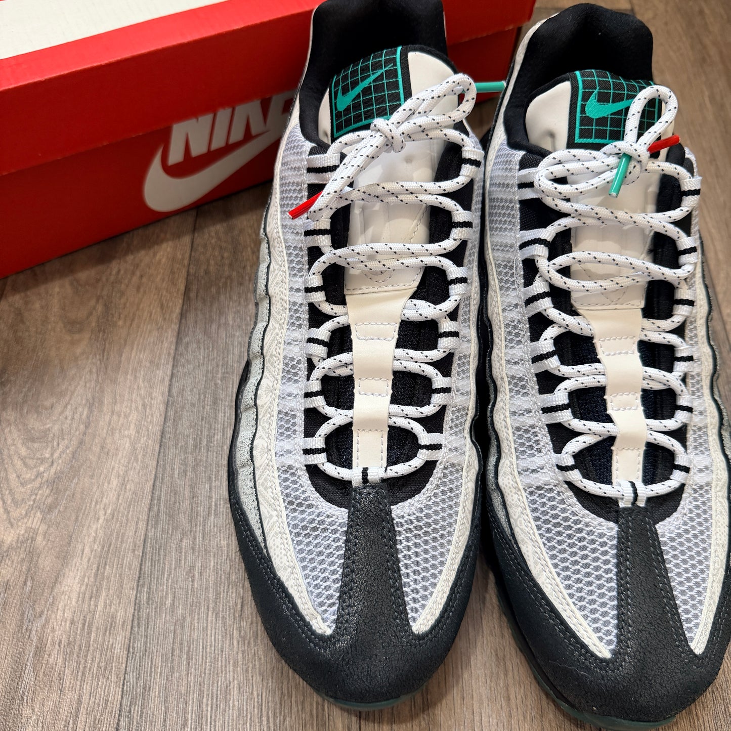 Nike Air Max 95 Day Of The Dead