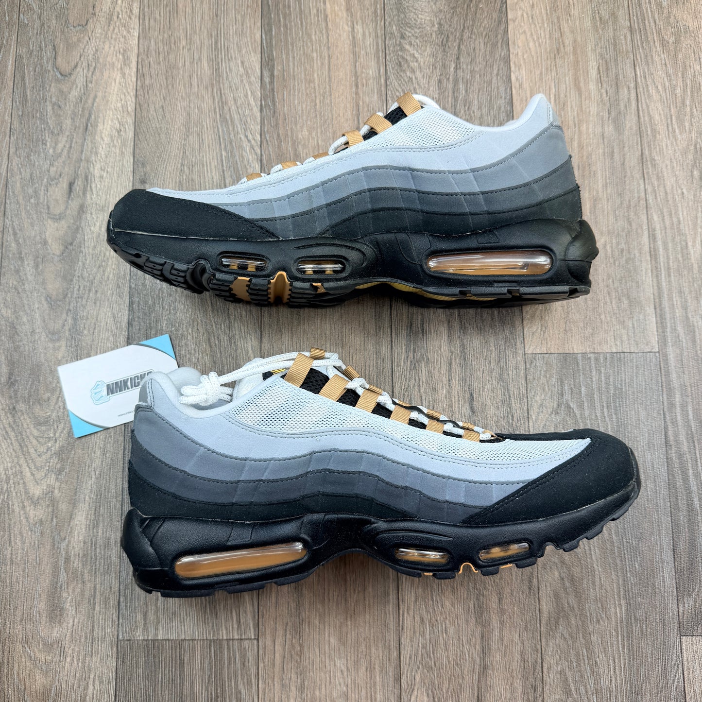 NIKE Air Max 95 Yellow Strike