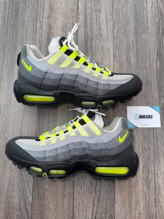 Air Max 95 Neon Patch