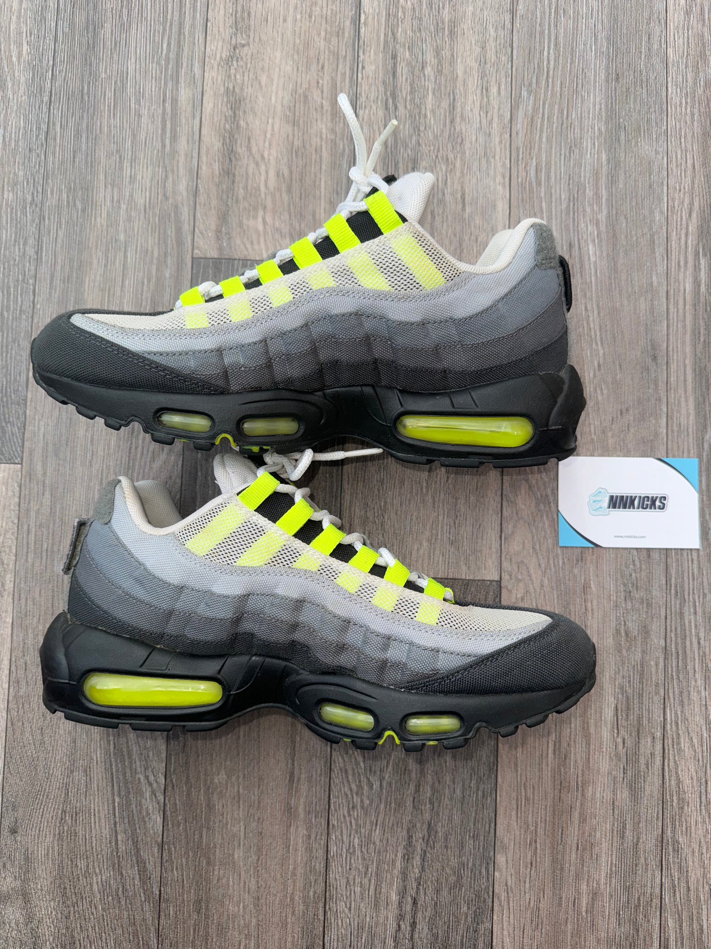 Air Max 95 Neon Patch